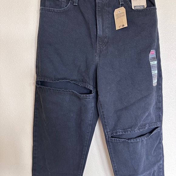 NWT Levi's Women's Sliced High-Waisted Mom Jean BLACK - Picture 12 of 12